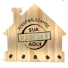 Porta Chaves em madeira pinus formato de casa personalizado